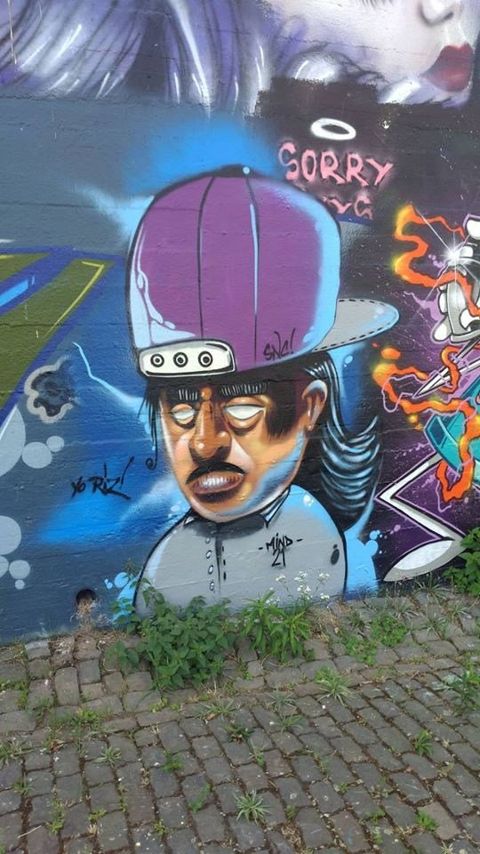 Graffiti Wall - Photo by Mind21 - mind21