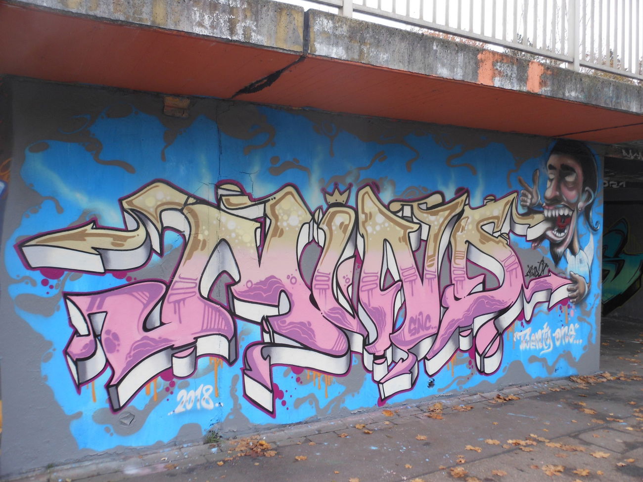 Graffiti Wall - Photo by Mind21 - mind21 (2018)