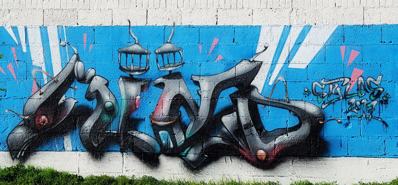 Graffiti Wall - Photo by Mind21 - mind21, cesar106 (2017)