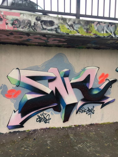 Graffiti Wall - Photo by Mind21 - mind21, snc, odk (2021)