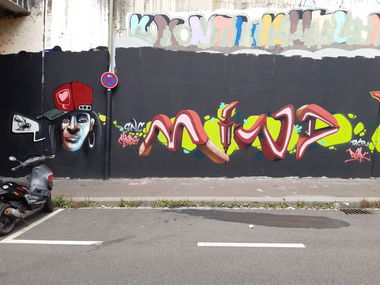 Graffiti Wall - Photo by Mind21