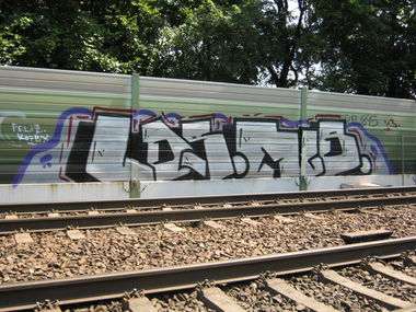 Graffiti Wall - Photo by Minimal - LDS, MGB, Kozby (2013)