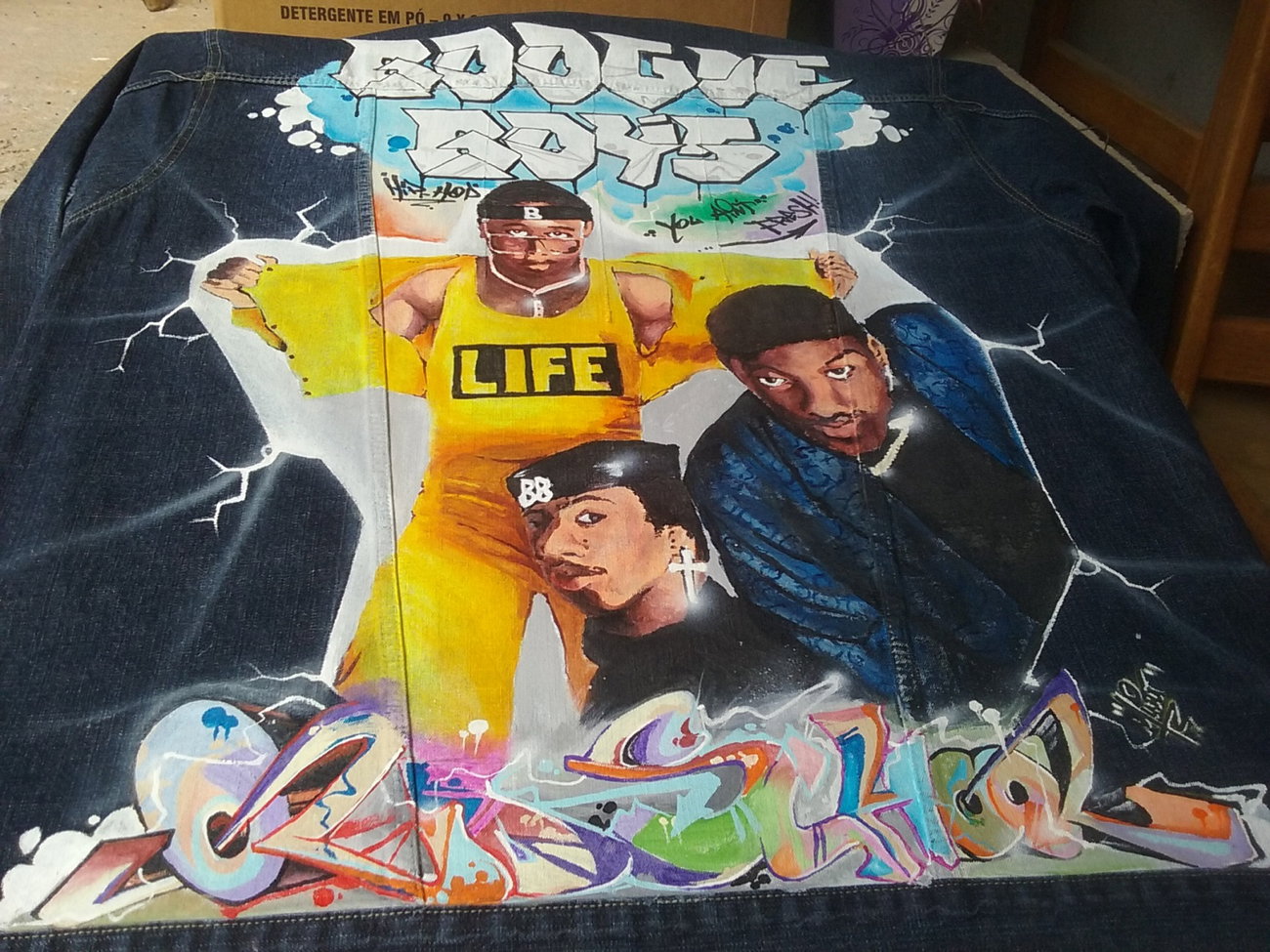 Graffiti Wall - Photo by Minu