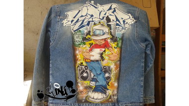 Graffiti Wall - Photo by Minu