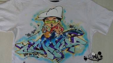 Graffiti Artwork - Photo by Minu (2015)