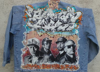 Graffiti Wall - Photo by Minu