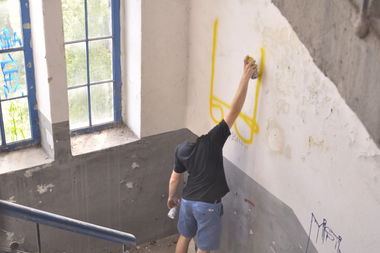 Graffiti Artwork in Serbia - Photo by Mist52