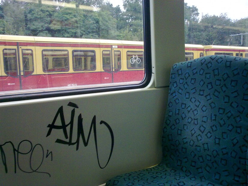 Graffiti Artwork - Photo by Mist52 (2011)