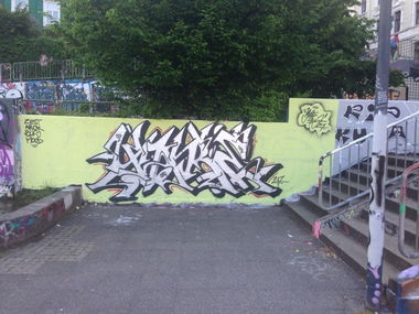 Graffiti Wall in Wuppertal - Photo by Mister217 - yare217, omg, semiwild (2016)