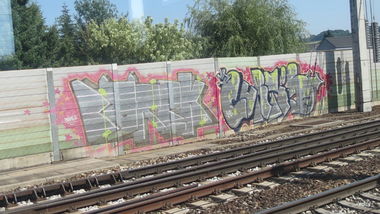 Graffiti Wall in St. Valentin - Photo by MisterSchnebshod - borek, curtis, chrome