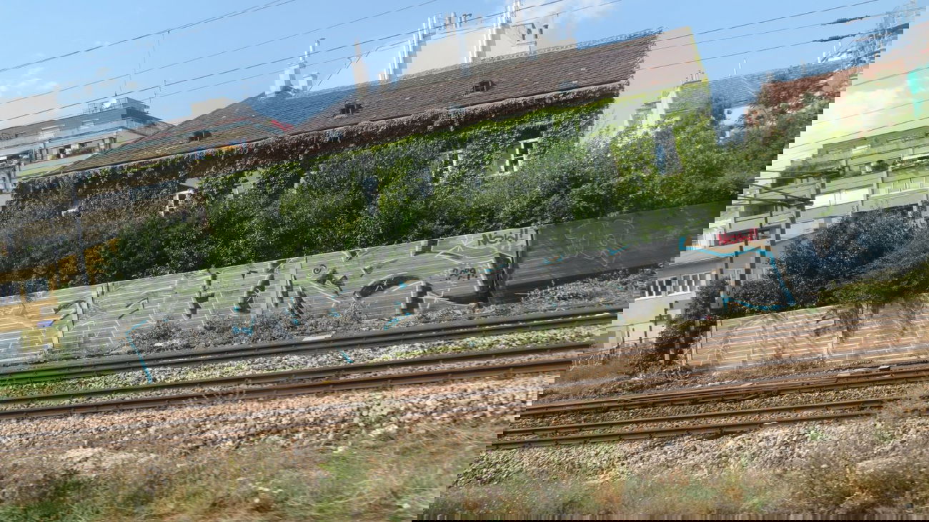 Graffiti Wall in Vienna - Photo by MisterSchnebshod - we, are, future (2009)