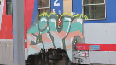 Graffiti Train in Salzburg - Photo by MisterSchnebshod - eiyc