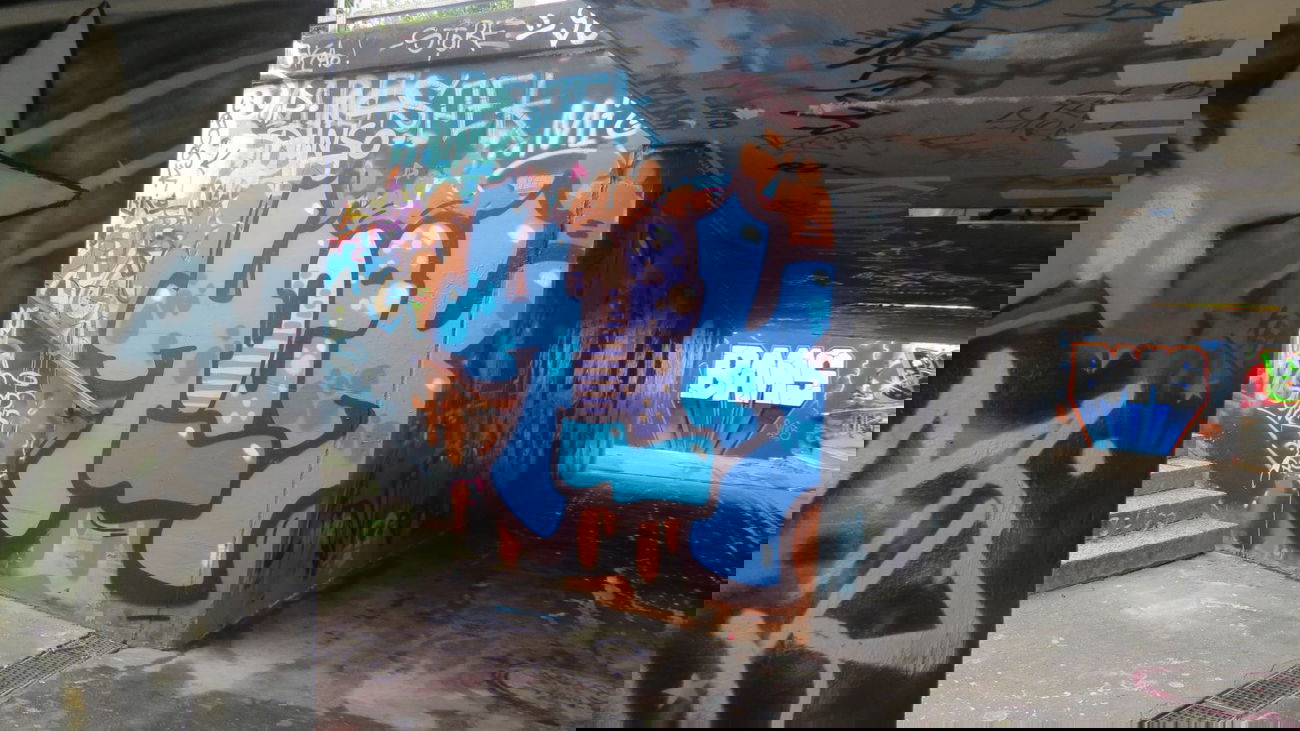 Graffiti Wall in Linz - Photo by MisterSchnebshod - hoek, myb, hök