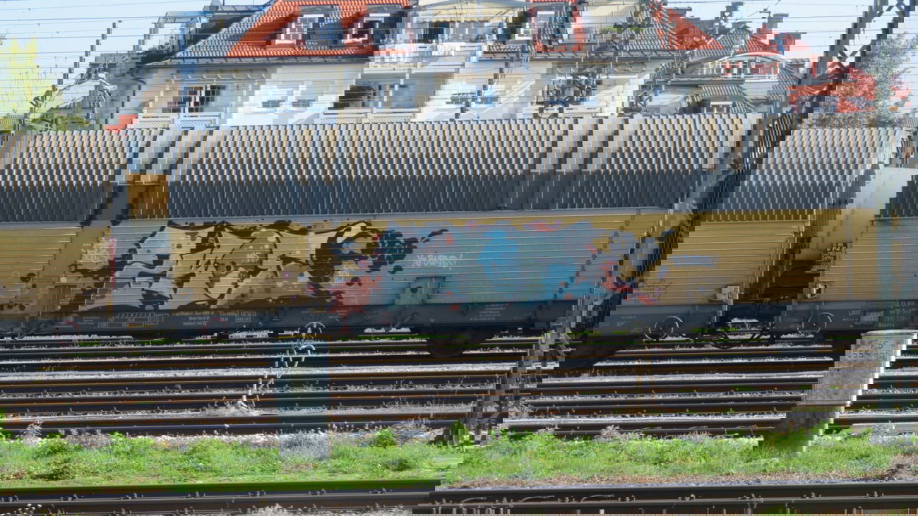 Graffiti Train in Freilassing - Photo by MisterSchnebshod - skoe, jbcb