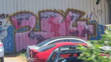 Graffiti Wall in Vienna - Photo by MisterSchnebshod - 2d4, to, die