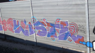 Graffiti Wall in Salzburg - Photo by MisterSchnebshod - kiste (2012)