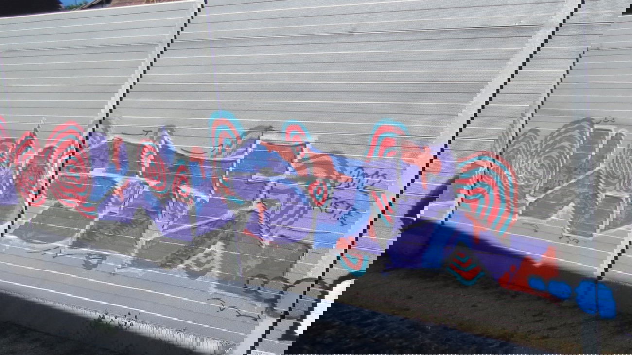 Graffiti Wall in Salzburg - Photo by MisterSchnebshod - kiste (2012)