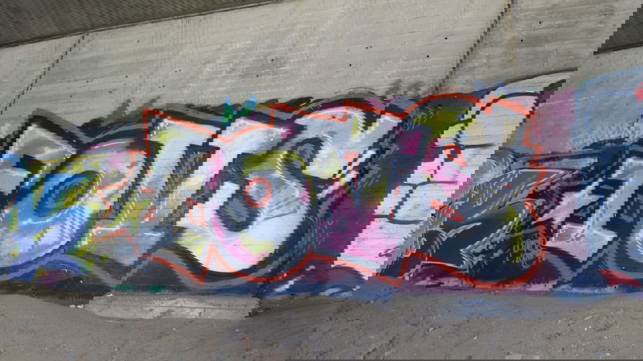 Graffiti Wall in Innsbruck - Photo by MisterSchnebshod - fovs, jam