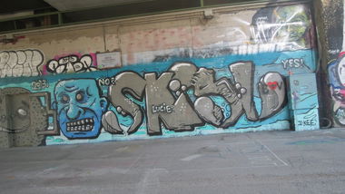 Graffiti Wall in Vienna - Photo by MisterSchnebshod - skirl, ooo, out (2013)