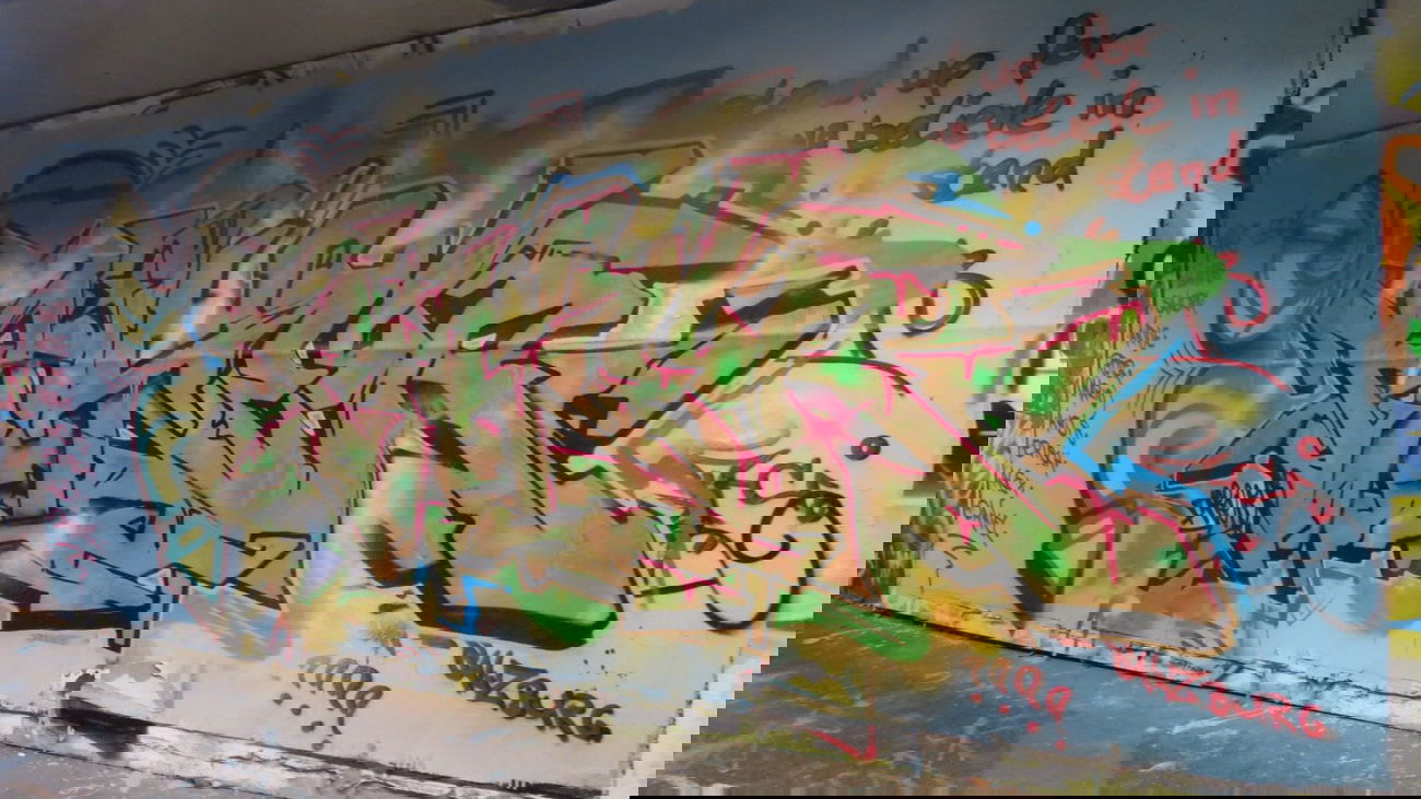 Graffiti Wall in Salzburg - Photo by MisterSchnebshod - faser