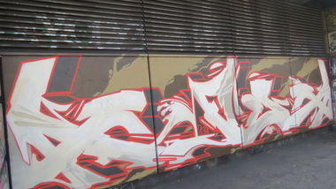 Graffiti Wall in Vienna - Photo by MisterSchnebshod - aqua