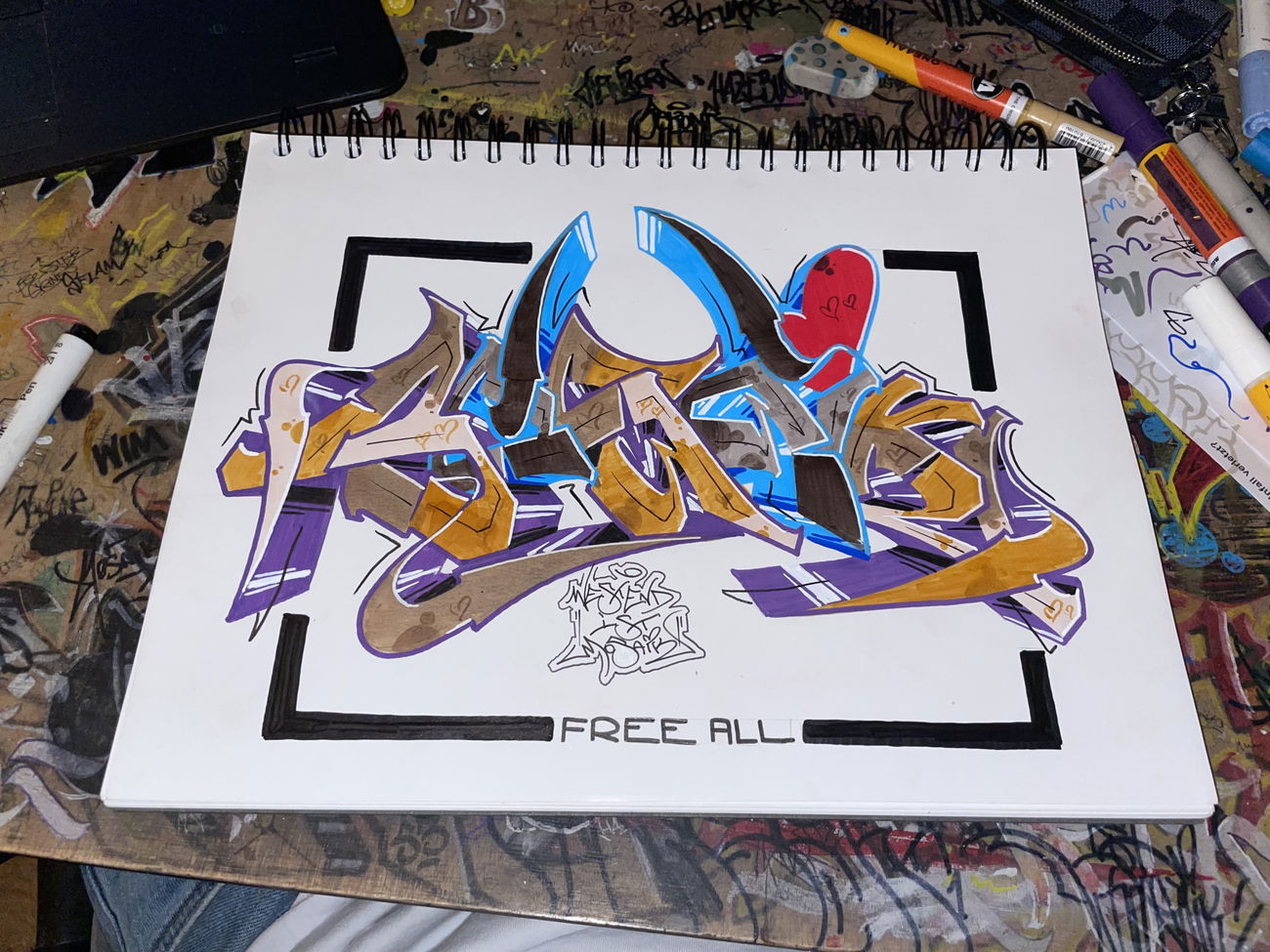 Graffiti Sketch - Photo by MoSAiK