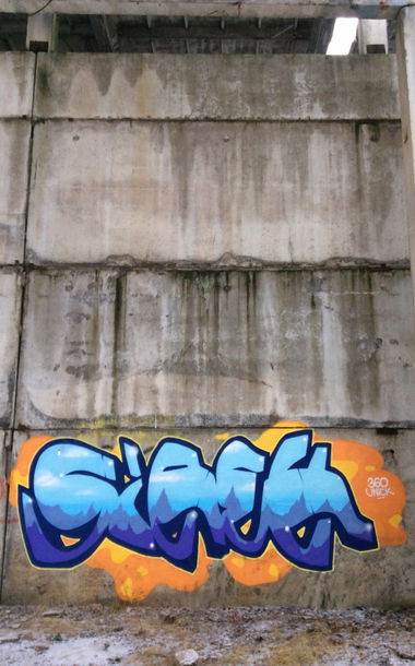 Graffiti Wall - Photo by Modvag