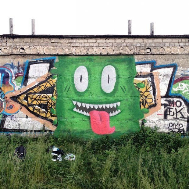 Graffiti Wall - Photo by Moek - nyashka.character, moek, spray (2014)