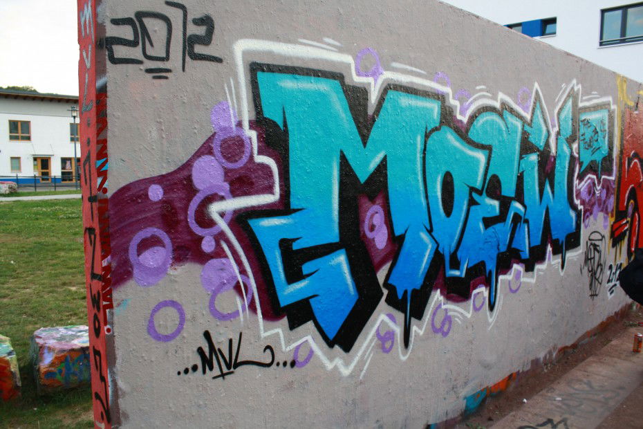 Graffiti Wall - Photo by Moew1