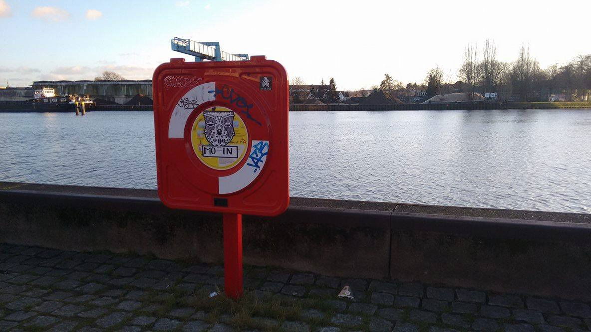 Graffiti Street Art in Oldenburg - Photo by Moinsen - moin, hafen, 261 (2016)