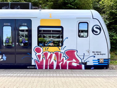 Graffiti Train in Backnang - Photo by MondFiedel (2026)