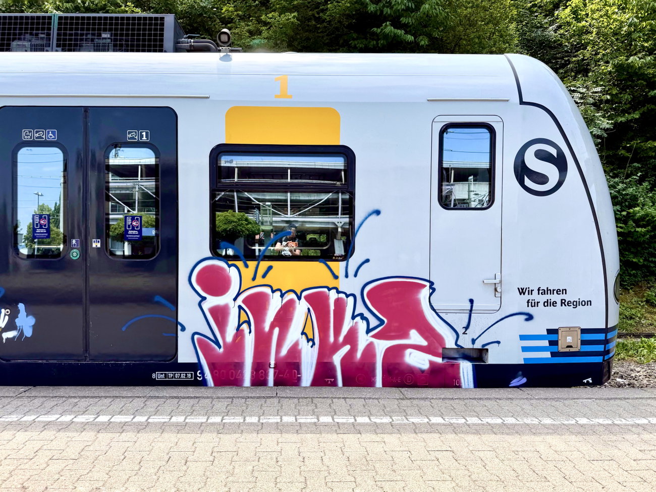 Graffiti Train in Backnang - Photo by MondFiedel (2026)