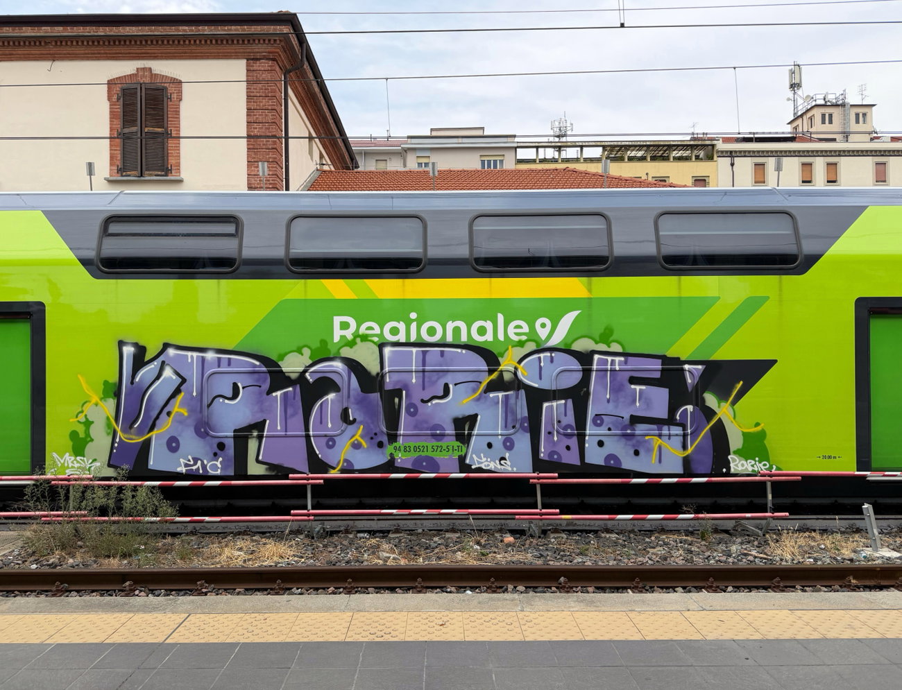Graffiti Train in Turin - Photo by MondFiedel (2026)