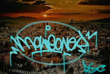 Graffiti Artwork - Photo by Monerone