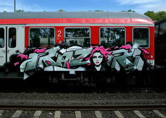 Graffiti Train in Hamburg - Photo by Mongole23 - razor