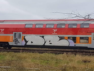 Graffiti Train in Ustal miejsce - Photo by Monker