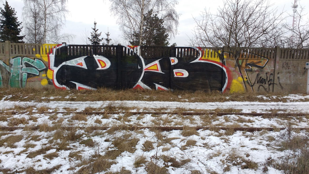 Graffiti Wall - Photo by Monker (2017)