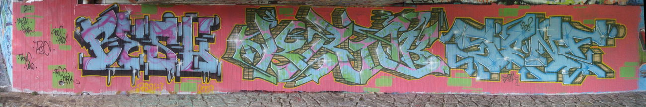 Graffiti in Dresden - Photo by MonsterGurkE - besh, krab, senf