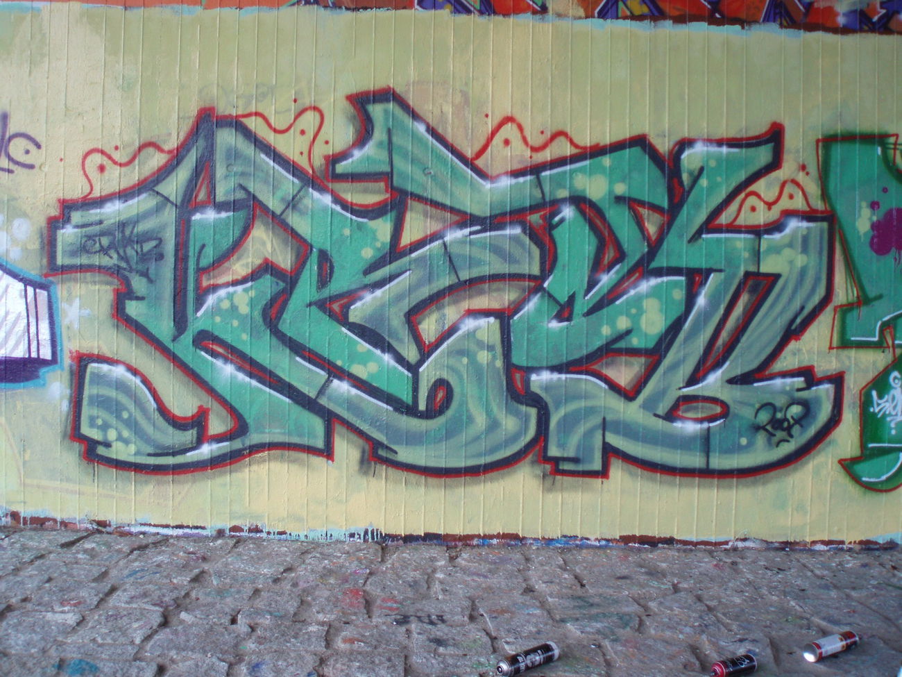Graffiti in Dresden - Photo by MonsterGurkE - krab