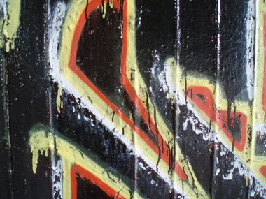 Graffiti Wall in Dresden - Photo by MonsterGurkE - drip (2009)