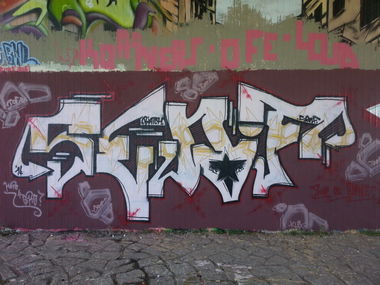 Graffiti Wall in Dresden - Photo by MonsterGurkE - senf (2014)