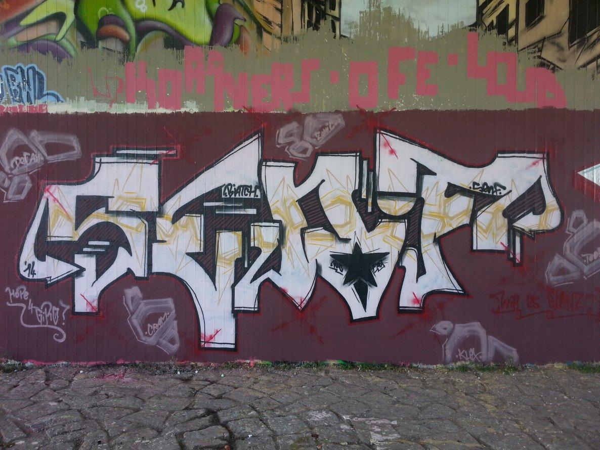 Graffiti Wall in Dresden - Photo by MonsterGurkE - senf (2014)