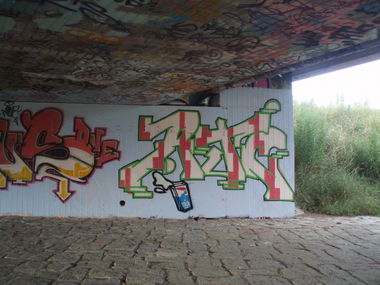 Graffiti in Dresden - Photo by MonsterGurkE - rtc