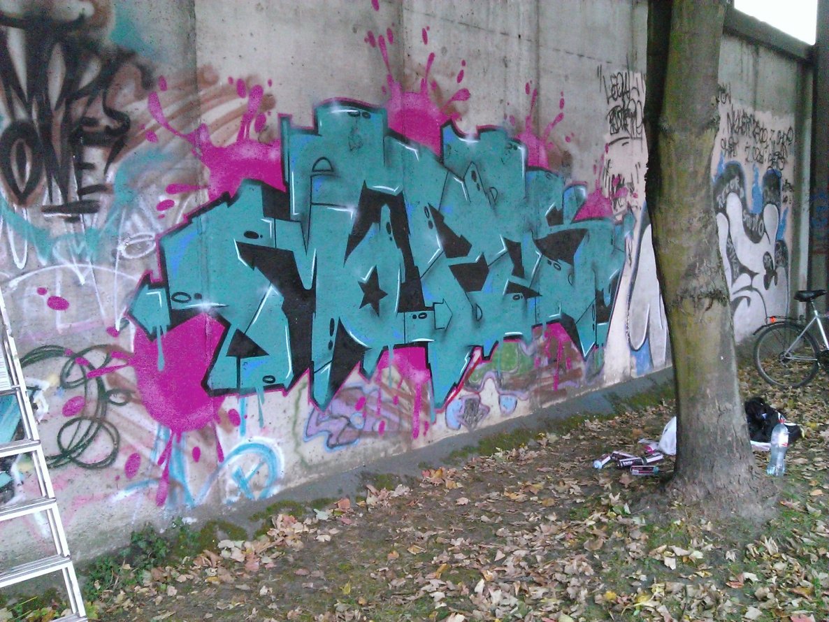 Graffiti Wall - Photo by Mopls - Mopls, Mopls, One (2013)