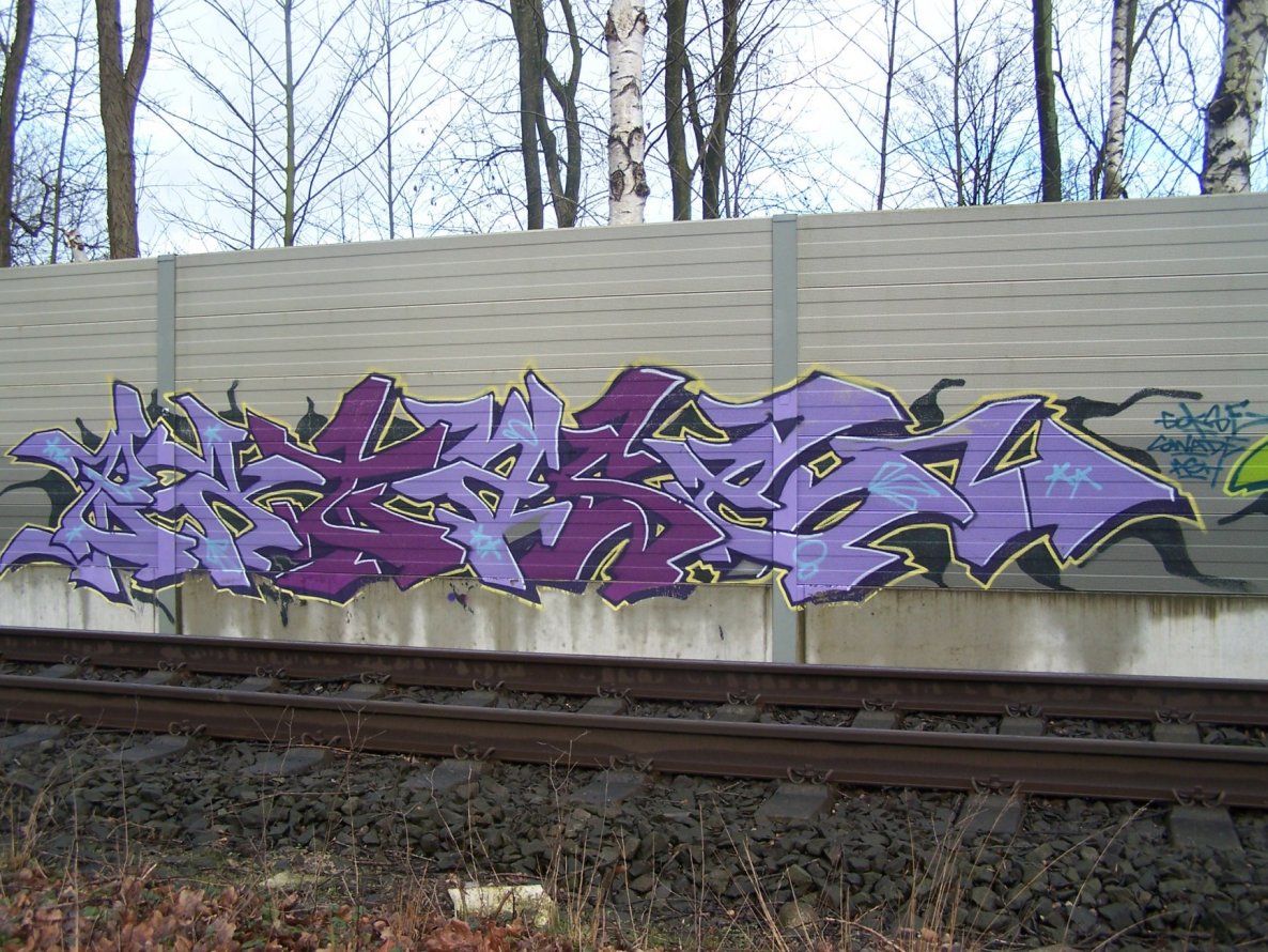 Graffiti Wall - Photo by Morbidangel - Extase