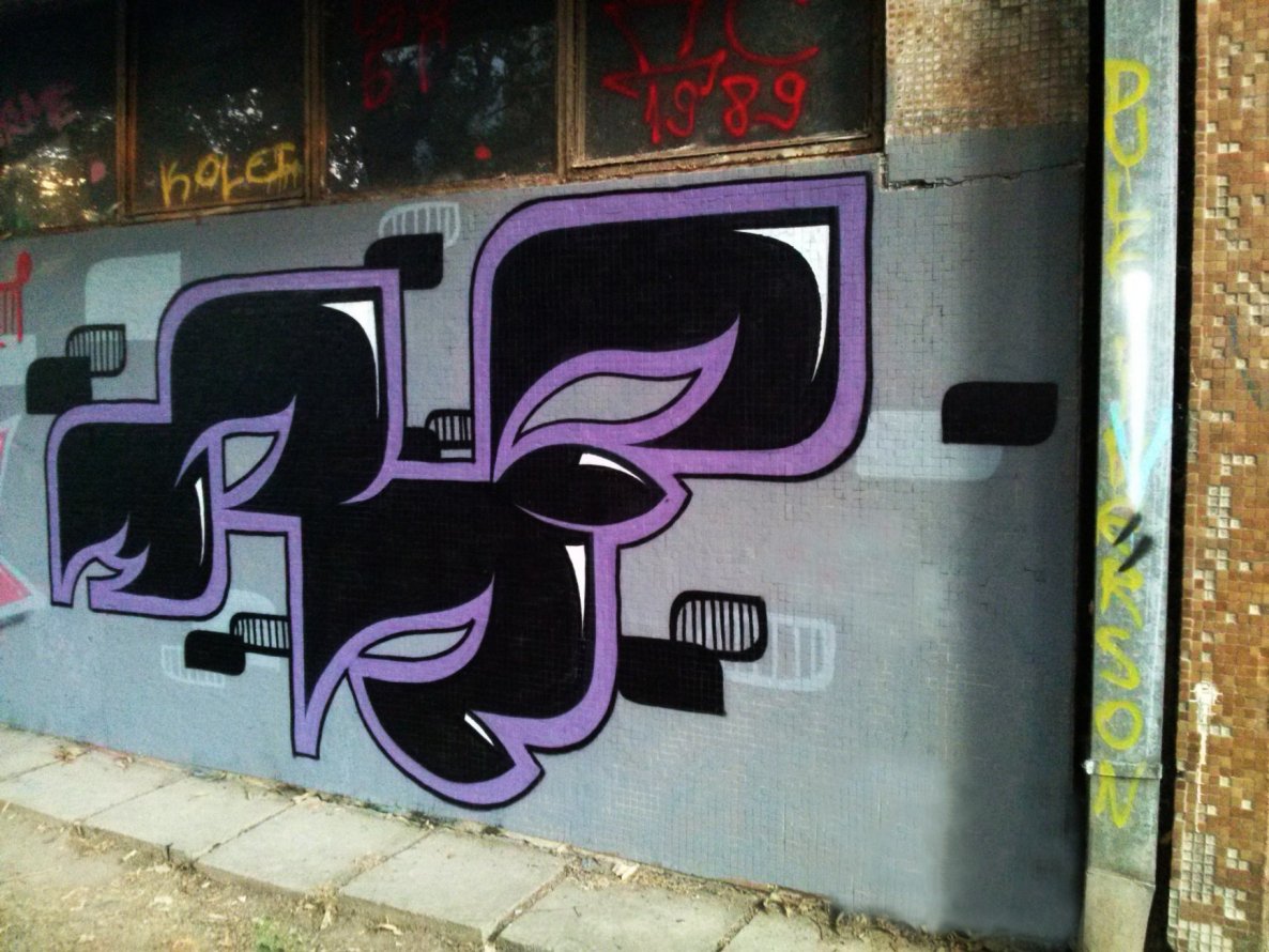 Graffiti Wall in Belgrade - Photo by Moresko - Moresko (2013)