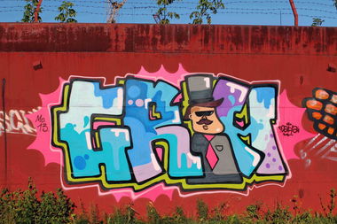 Graffiti Wall - Photo by Morgan - Morgan (2013)