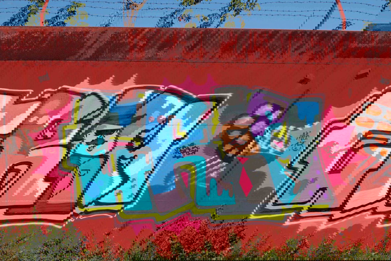 Graffiti Wall - Photo by Morgan - Morgan (2013)