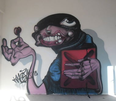 Graffiti Street Art in Pelitköy - Photo by Mose - Mose (2013)