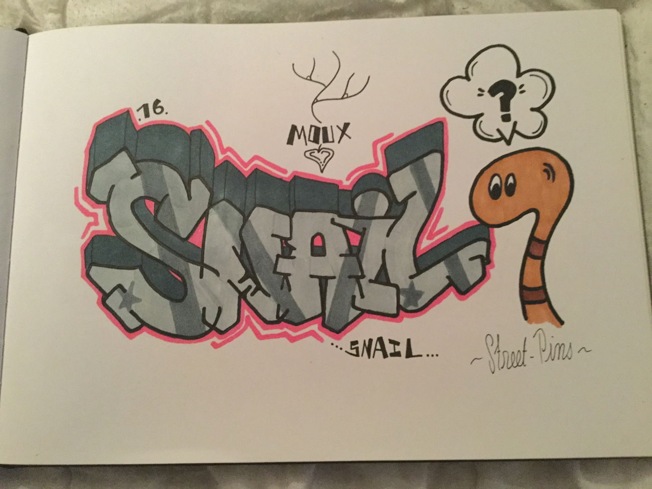 Graffiti Wall - Photo by Moux - battle, snail (2016)